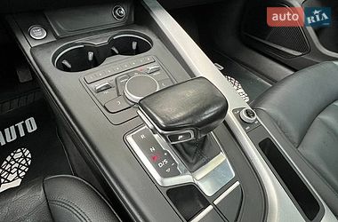 Седан Audi A4 2016 в Хмельницком