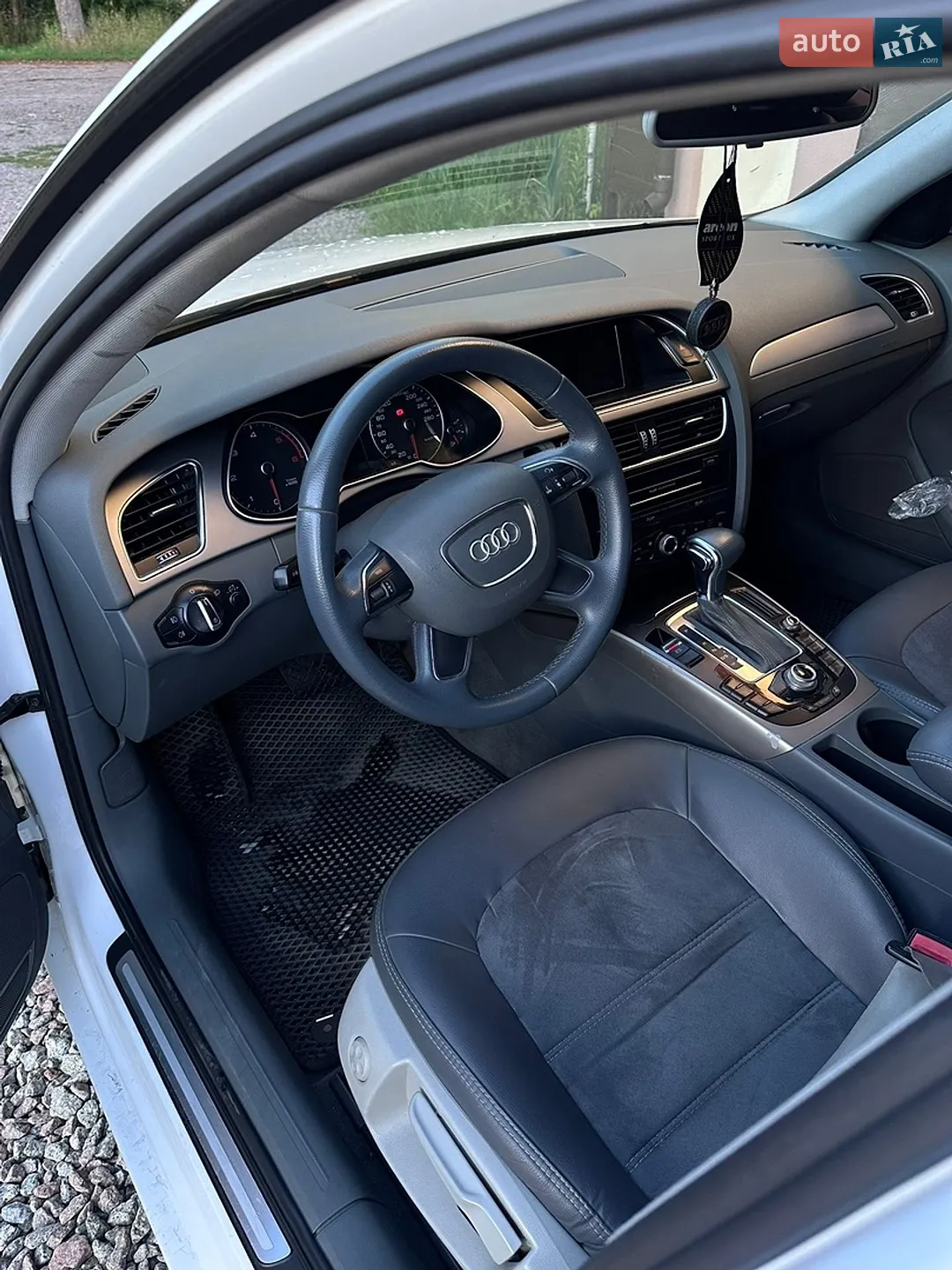 2012 Audi A4 - мініатюра 8
