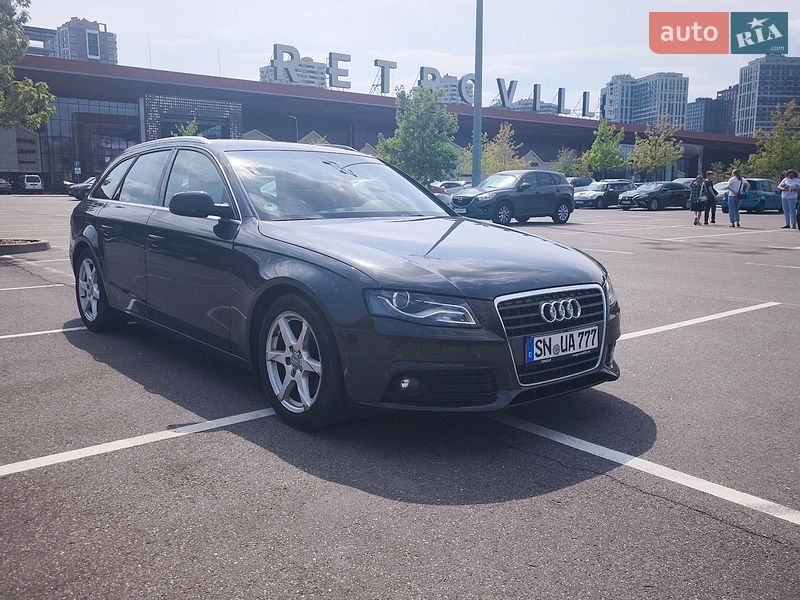 Универсал Audi A4 2011 в Киеве