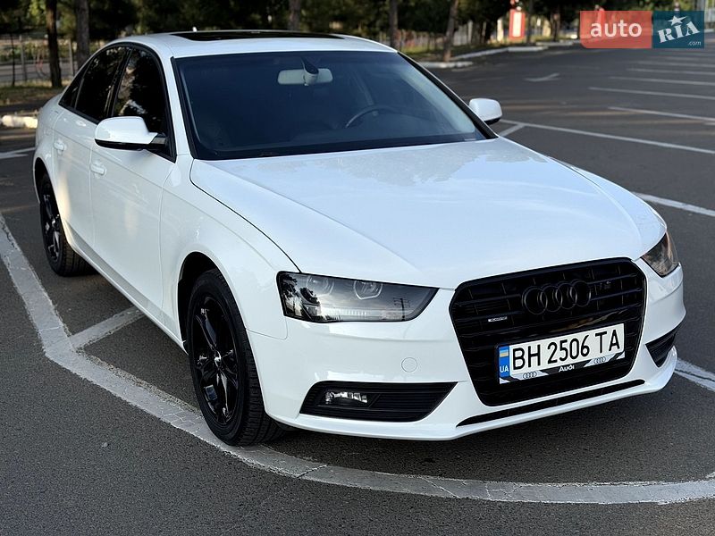 Седан Audi A4 2012 в Одессе
