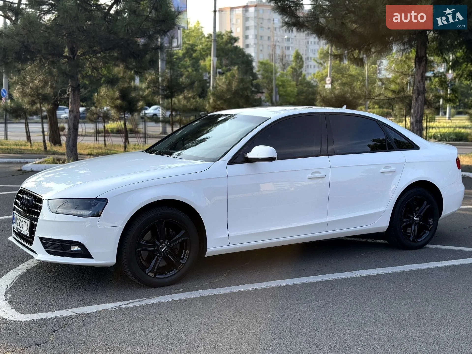 2012 Audi A4 - мініатюра 12