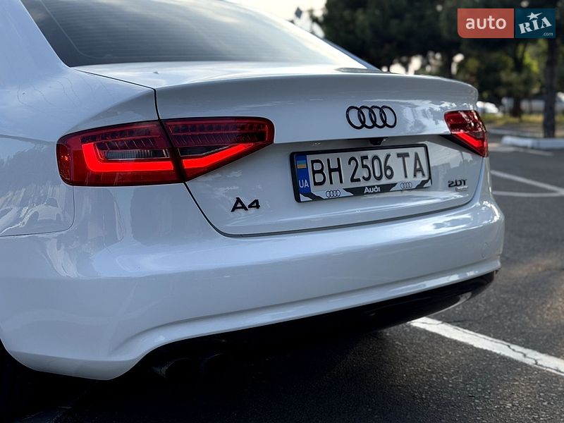 Седан Audi A4 2012 в Одессе