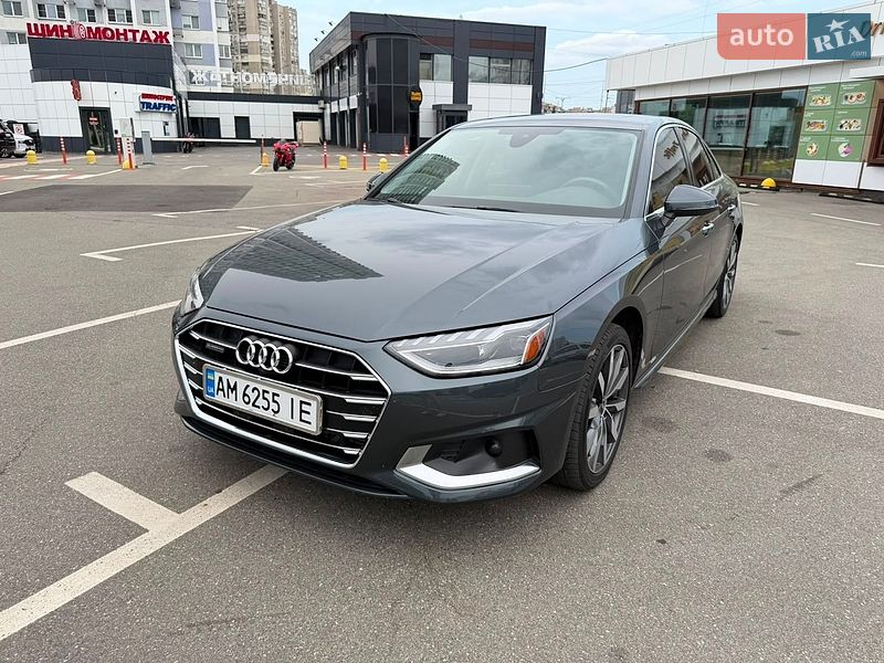 Седан Audi A4 2021 в Киеве