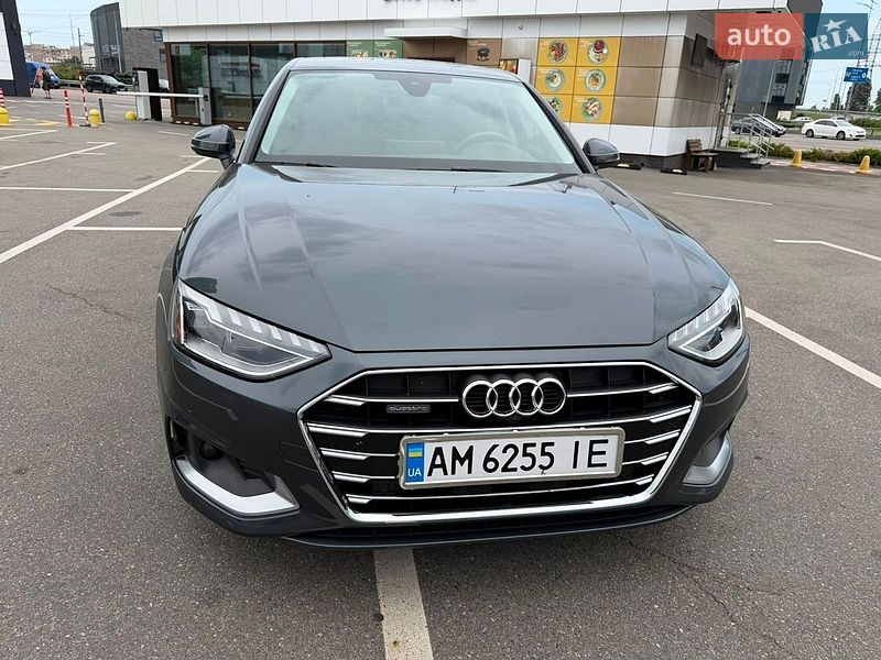 Седан Audi A4 2021 в Киеве