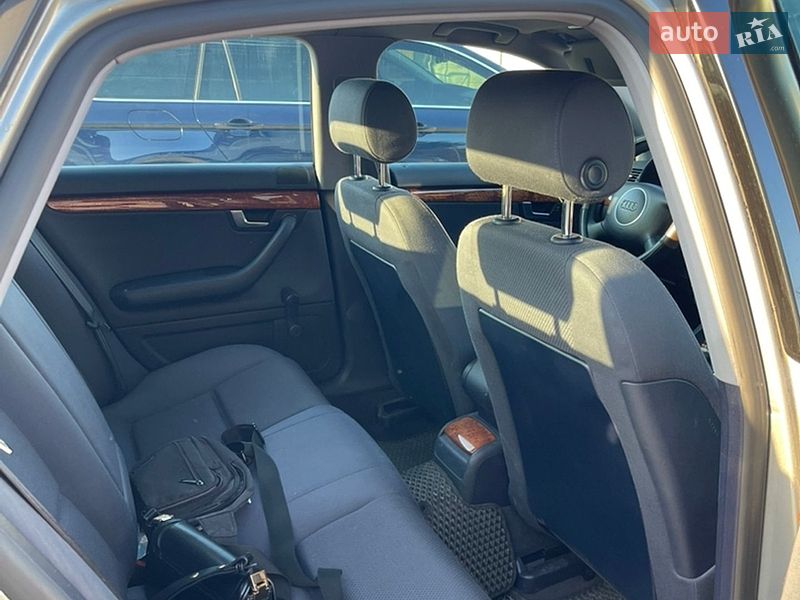 Седан Audi A4 2002 в Вараші