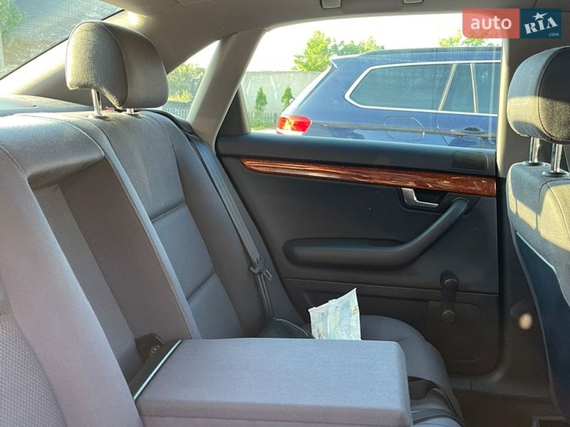 Седан Audi A4 2002 в Вараші