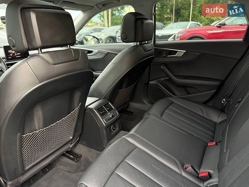 Седан Audi A4 2017 в Харькове