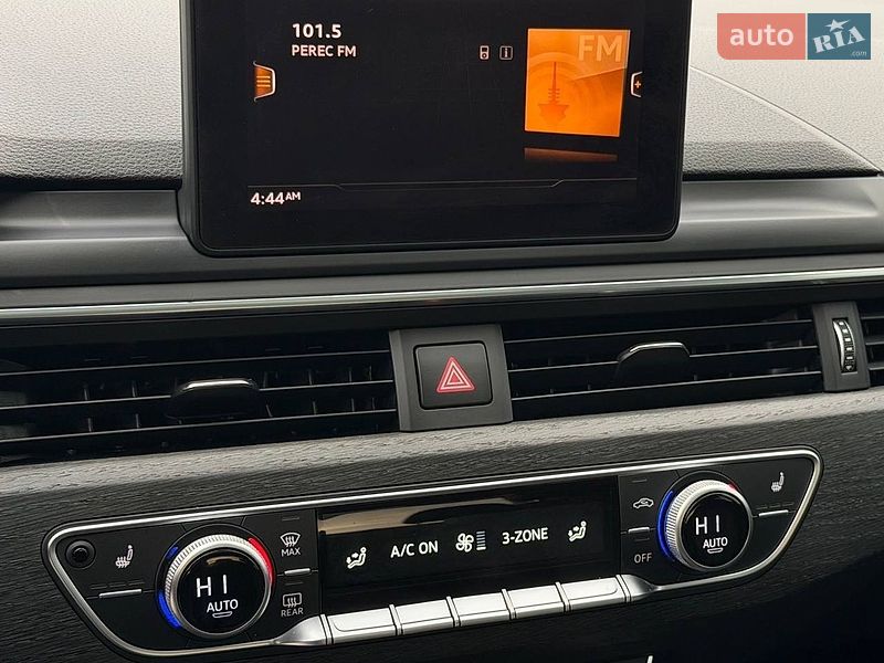 Седан Audi A4 2017 в Харькове