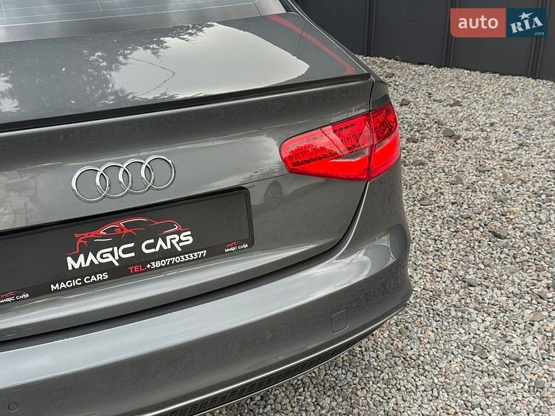 Седан Audi A4 2013 в Луцьку
