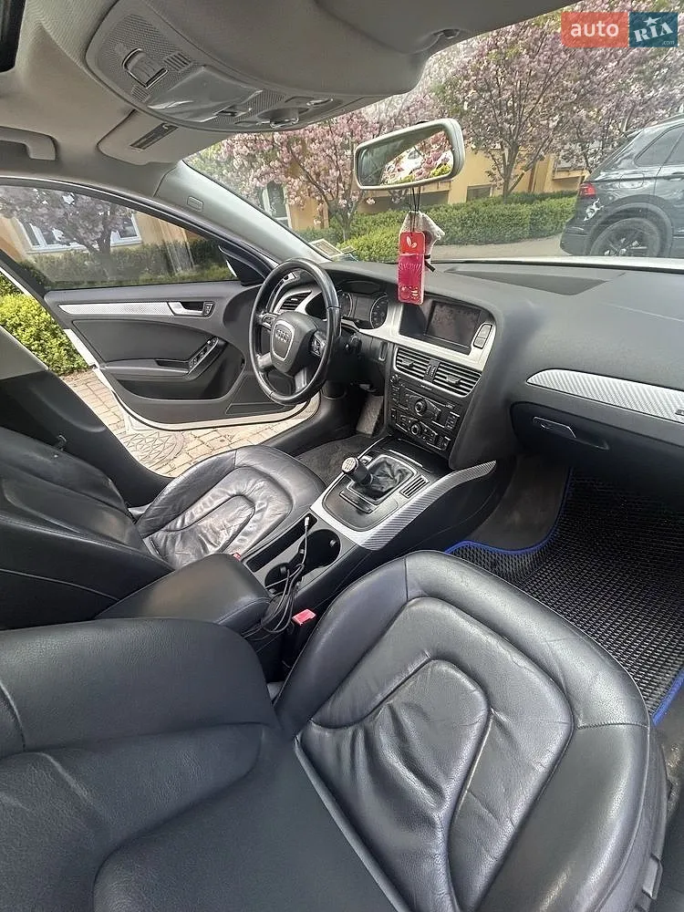 2010 Audi A4 - мініатюра 3