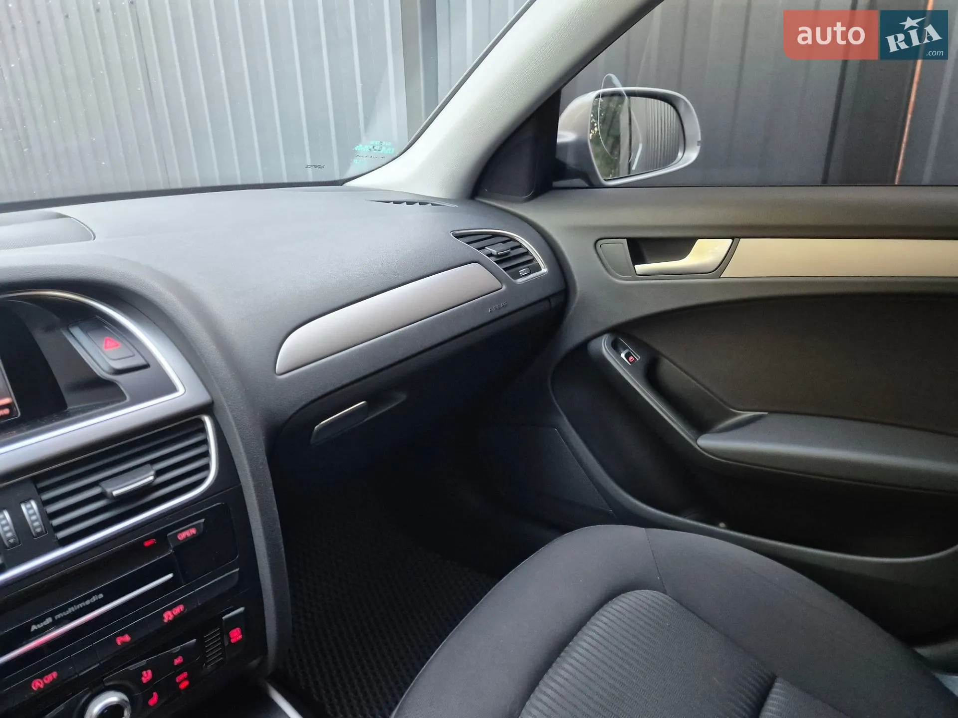 2013 Audi A4 - мініатюра 11