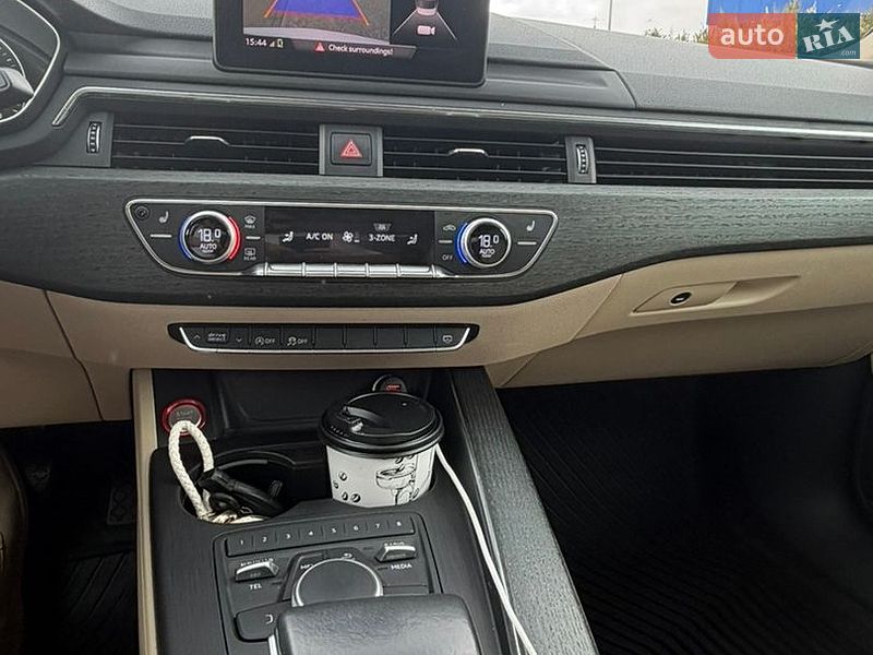 Седан Audi A4 2017 в Дрогобичі