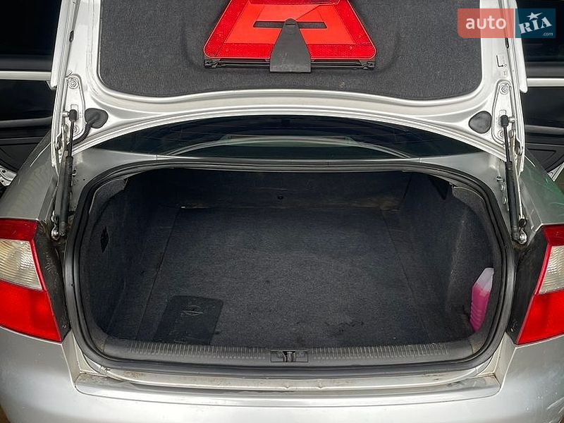 Седан Audi A4 2001 в Сумах