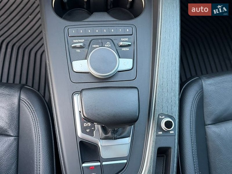 Седан Audi A4 2016 в Дніпрі