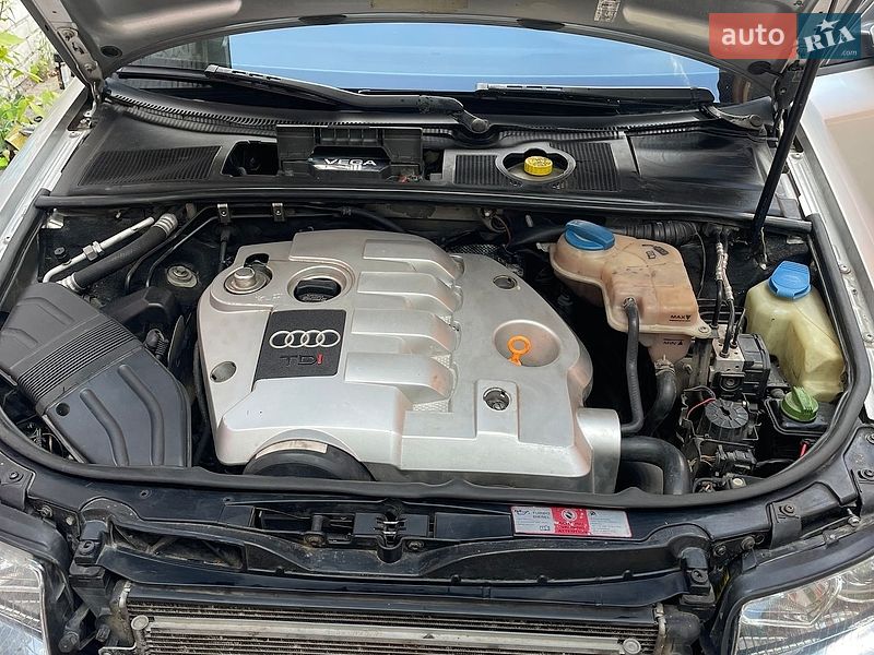 Седан Audi A4 2001 в Сумах