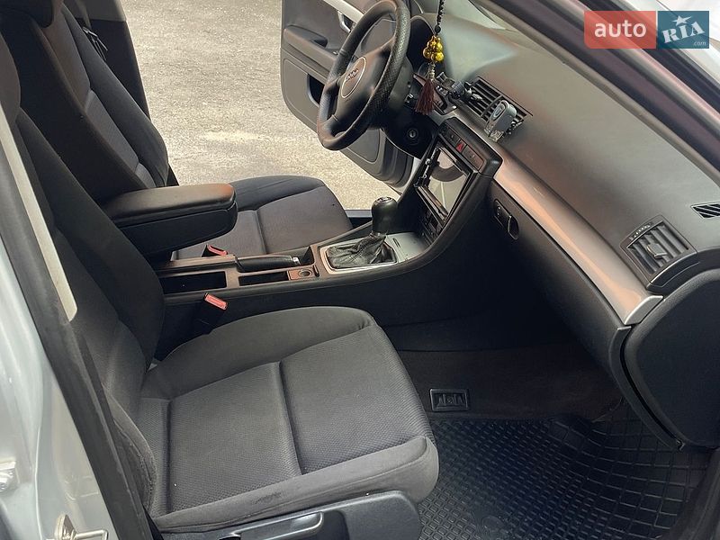 Седан Audi A4 2001 в Сумах