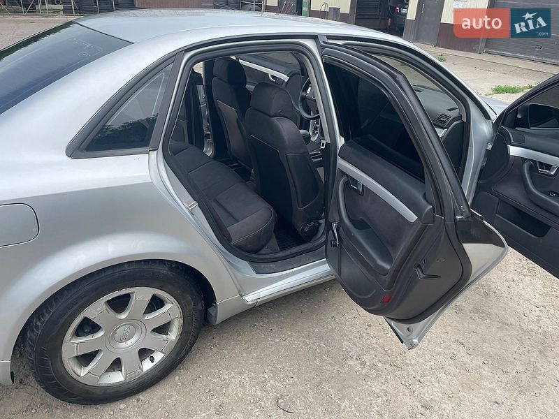 Седан Audi A4 2001 в Сумах