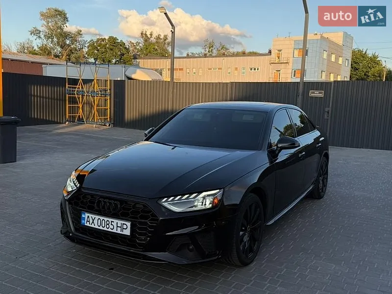 Audi A4