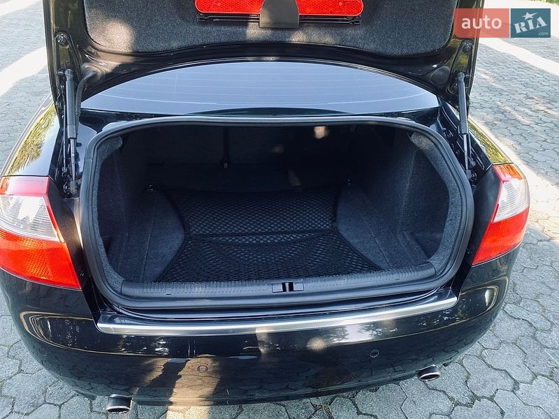 Седан Audi A4 2004 в Дубні
