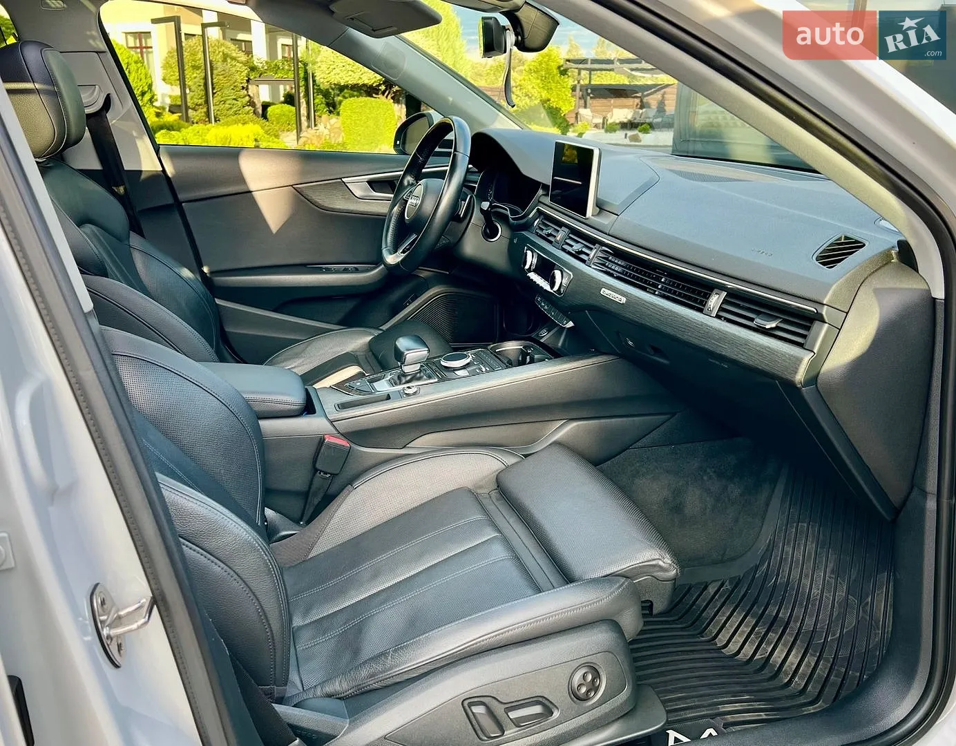 2016 Audi A4 - мініатюра 24