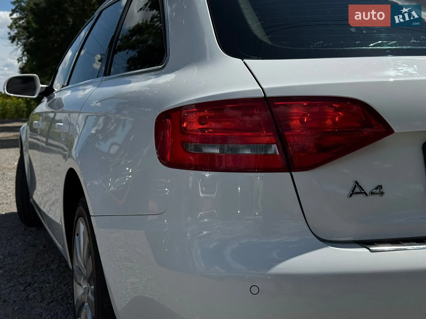 2010 Audi A4 - мініатюра 10