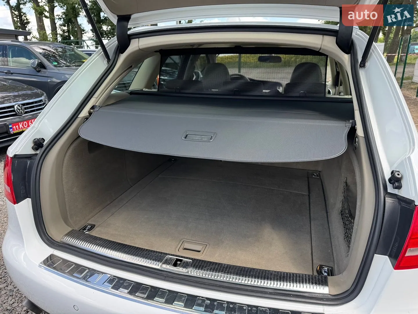2010 Audi A4 - мініатюра 30