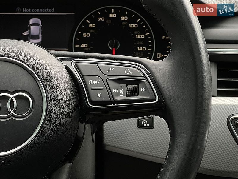Седан Audi A4 2017 в Львове