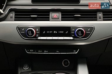 Седан Audi A4 2017 в Львове