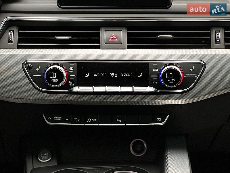 Седан Audi A4 2017 в Львове