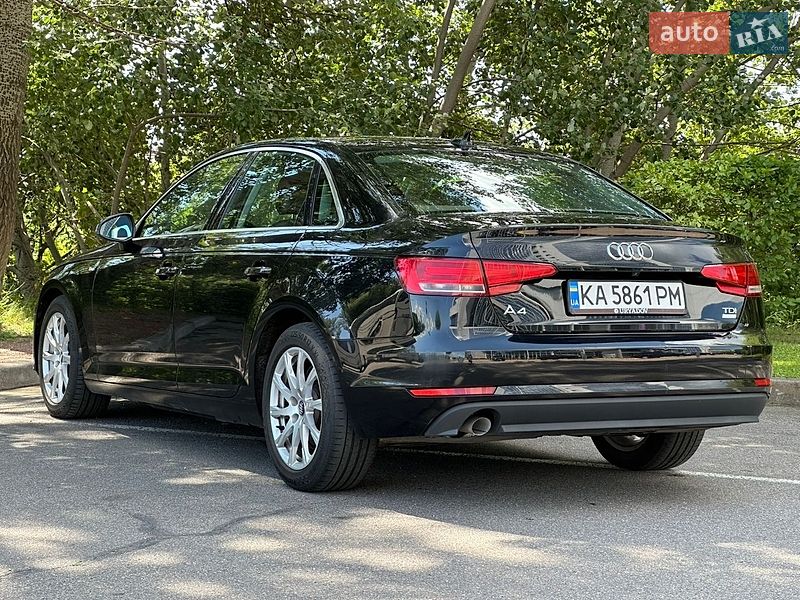 Седан Audi A4 2016 в Києві