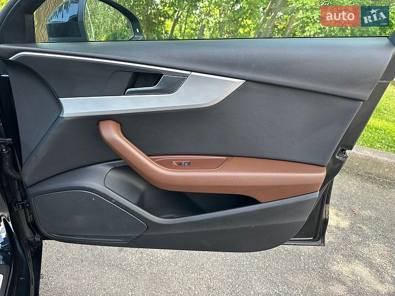 Седан Audi A4 2016 в Києві