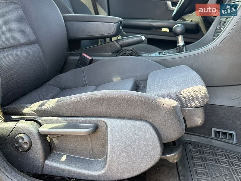 Універсал Audi A4 2003 в Києві