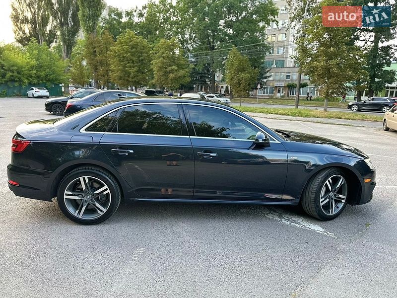 Седан Audi A4 2016 в Вінниці