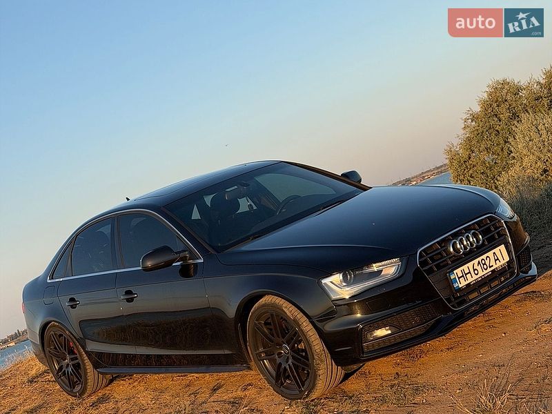 Седан Audi A4 2013 в Одесі