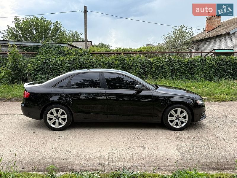 Седан Audi A4 2009 в Кривом Роге