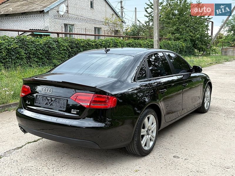 Седан Audi A4 2009 в Кривом Роге