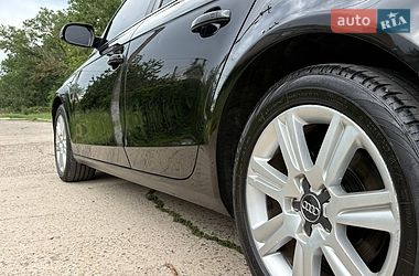 Седан Audi A4 2009 в Кривом Роге