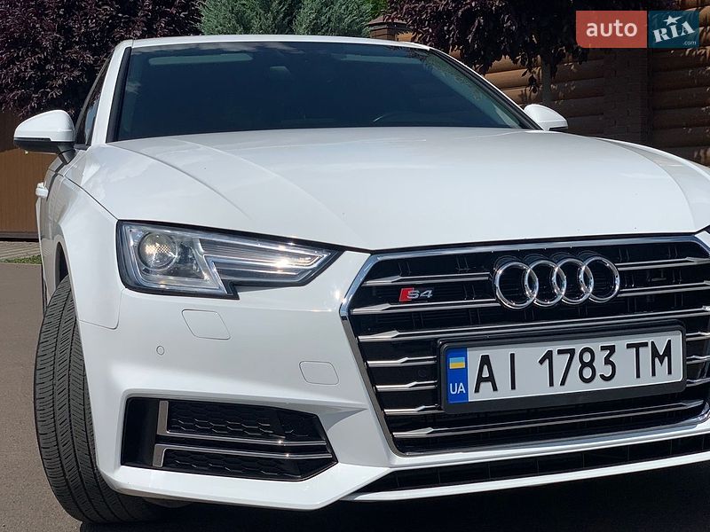 Седан Audi A4 2016 в Києві