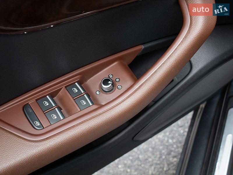 Седан Audi A4 2016 в Киеве