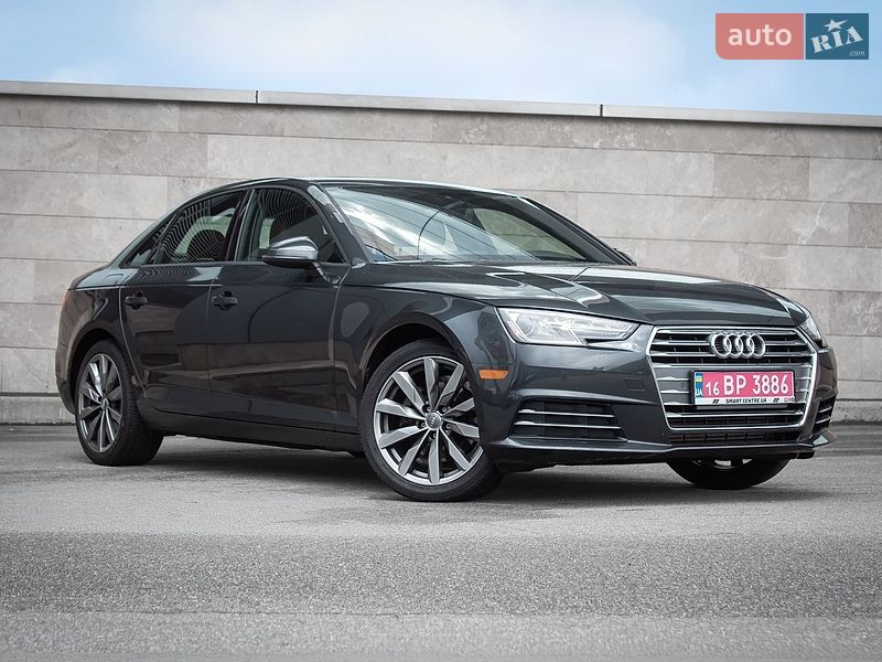 Седан Audi A4 2016 в Киеве