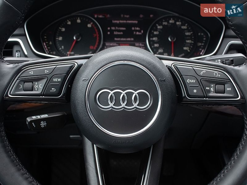 Седан Audi A4 2016 в Киеве