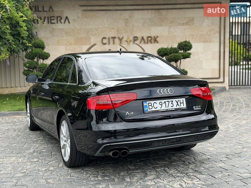 Седан Audi A4 2015 в Львові