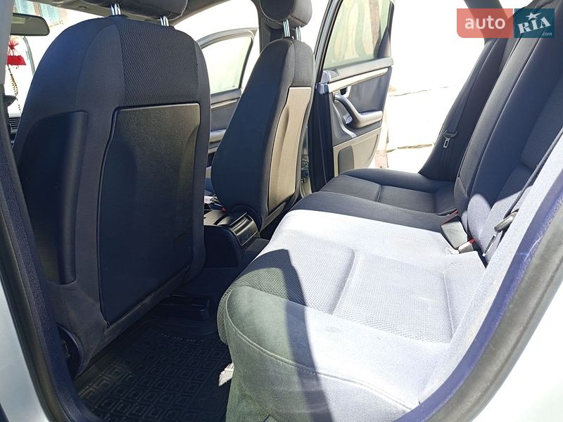 Седан Audi A4 2001 в Коломиї