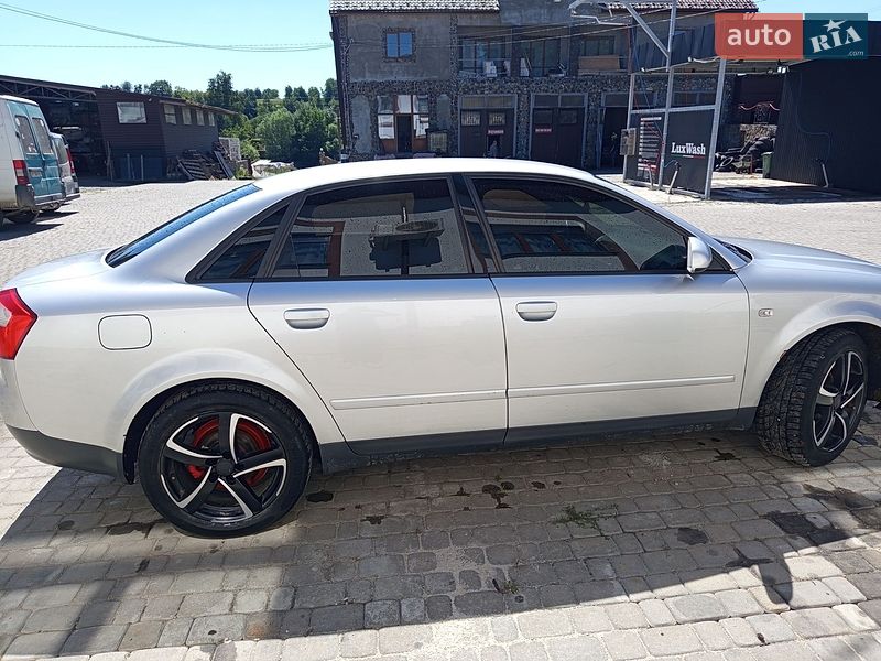 Седан Audi A4 2001 в Коломиї