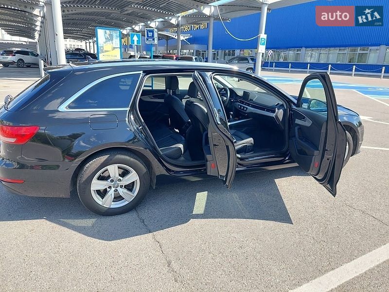 Універсал Audi A4 2017 в Львові