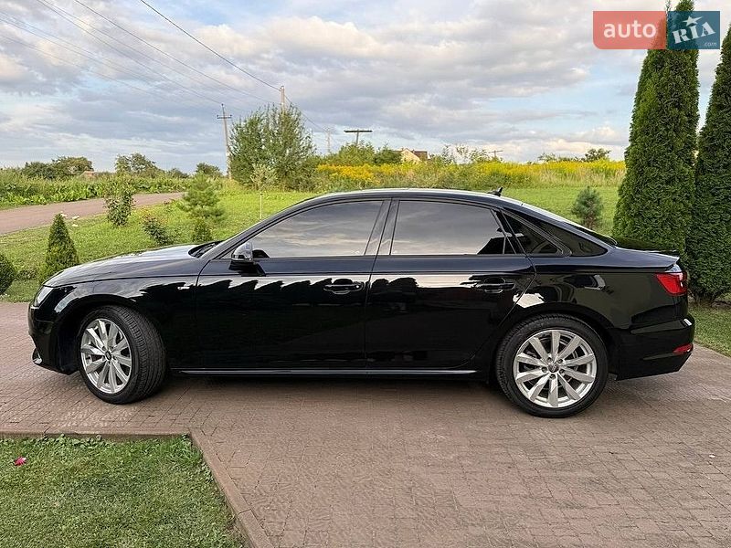 Седан Audi A4 2017 в Киеве