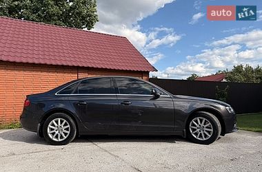 Седан Audi A4 2014 в Києві