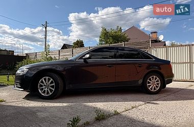 Седан Audi A4 2014 в Києві