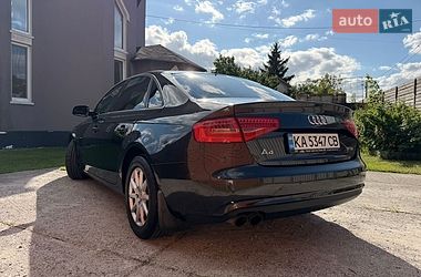 Седан Audi A4 2014 в Києві