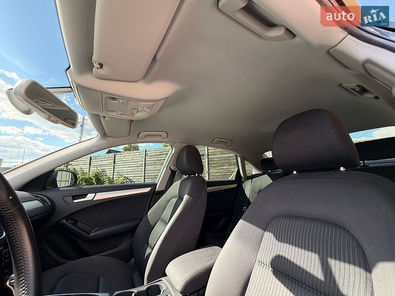 Седан Audi A4 2014 в Києві